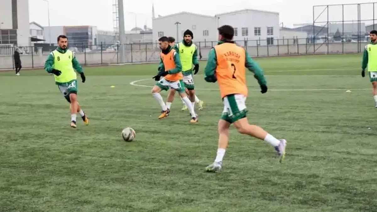 Konya Karatay sezona fırtına gibi başladı