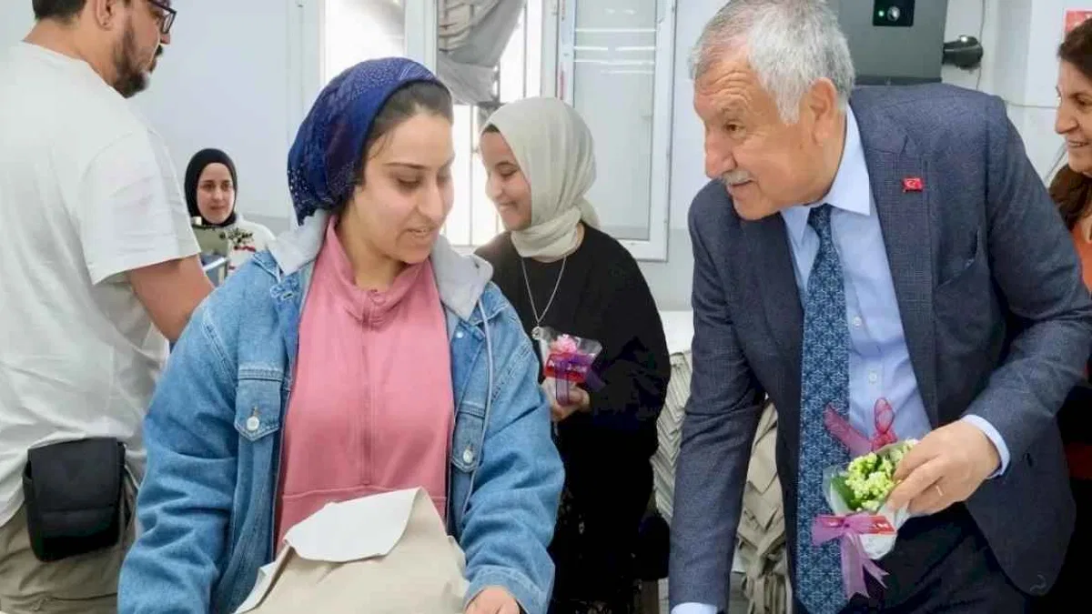 Adana'da kadınlar günü etkinlikleri sürüyor