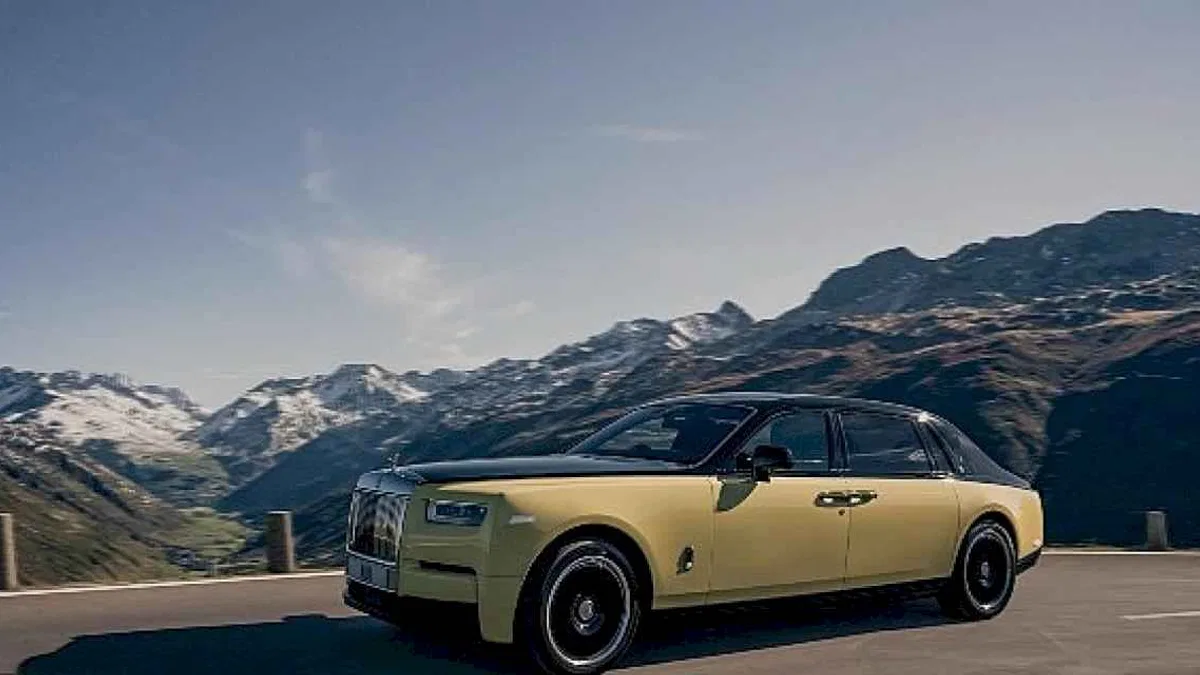 Rolls-Royce, 'Goldfinger' Filminin 60. Yılı Şerefine Özel Phantom Extended Modelini Tanıttı