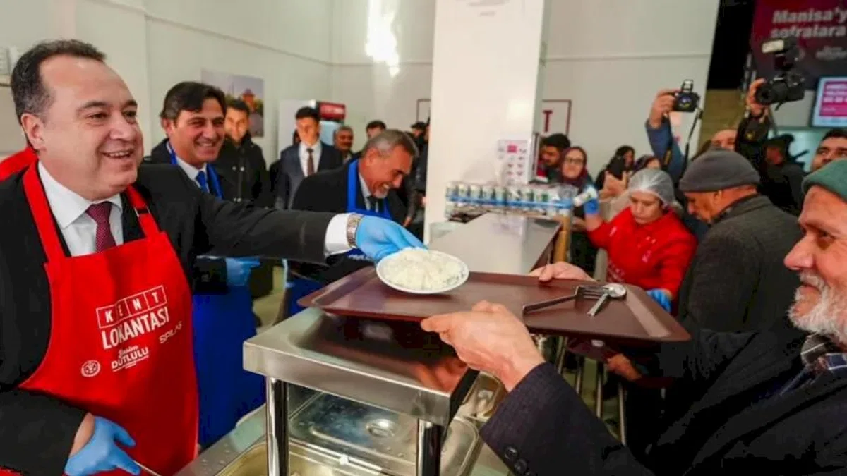 Manisa'da Kent Lokantası, Halk Mandıra ve Halk Ekmek hizmete açıldı