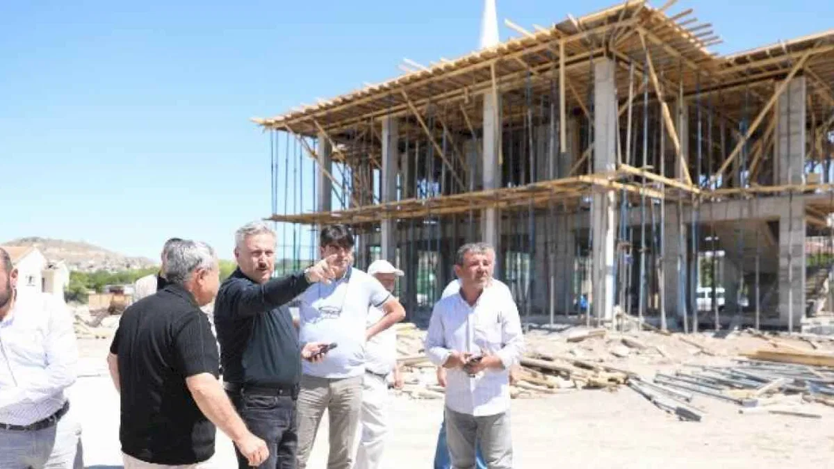 Melikgazi Belediyesi Yunus Emre Cami hızla yükseliyor