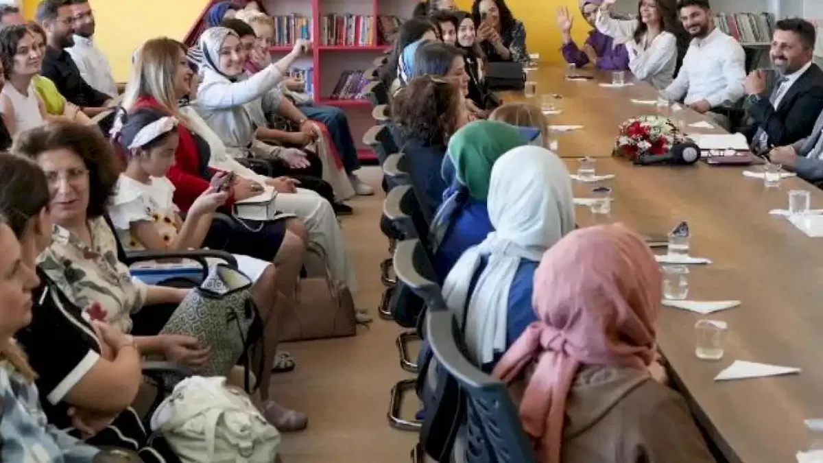 Öğretmenlerin yaz dönemi çalışmalarına Bakan Tekin'den ziyaret