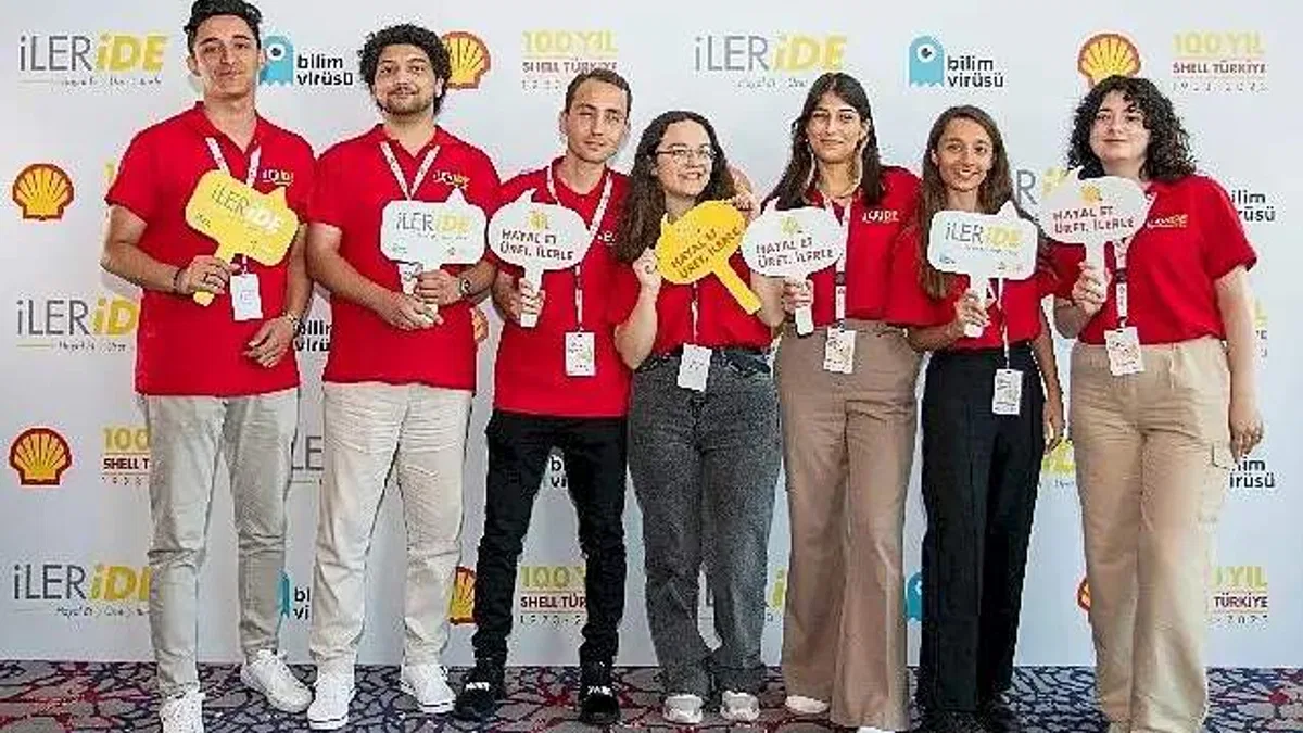 Shell Türkiye ve Bilim Virüsü'nün İLERİDE Programı İlk Mezunlarını Verdi