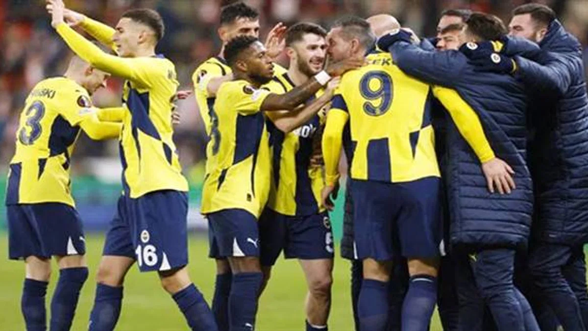 Slavia Prag 1-2 Fenerbahçe (Maç Sonucu) Fener, söke söke 3 puanı aldı!