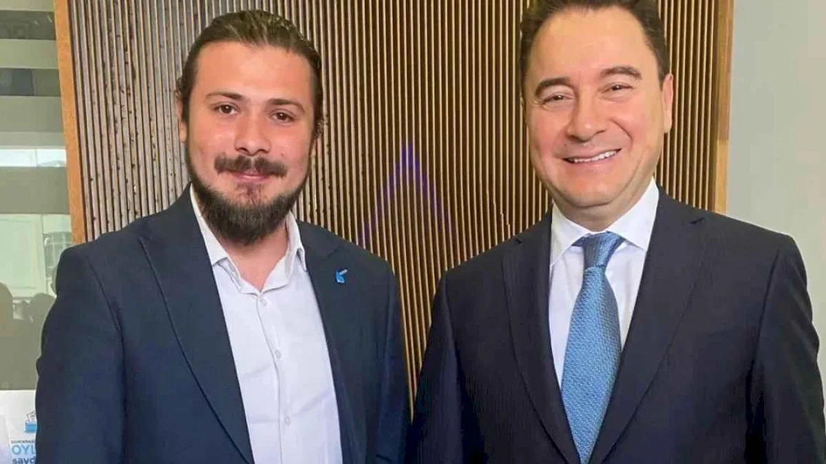Bursa Osmangazi'de İYİ Parti'den DEVA'ya güçlü transfer