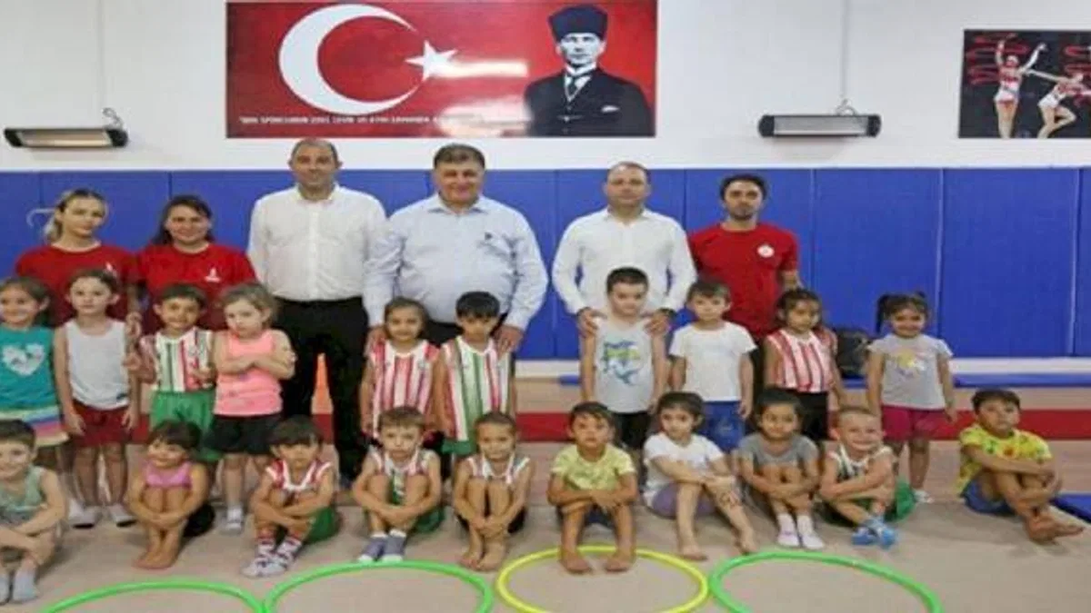 Karşıyaka’da geleceğin jimnastikçileri yetişiyor