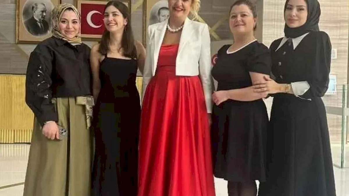 Türkevi’nde Cumhuriyet coşkusu: Müzik dolu bir akşam