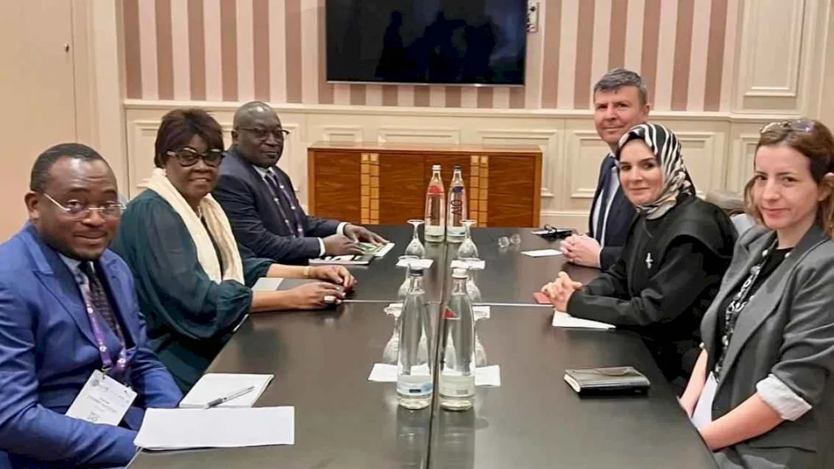 Bakan Göktaş'tan Berlin'de Filistin, Kongo, Gine ve Cezayirli bakanlarla ikili görüşme