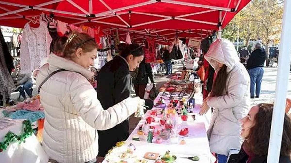 Çiğli'de Yeni Yıl Kermesine Büyük İlgi
