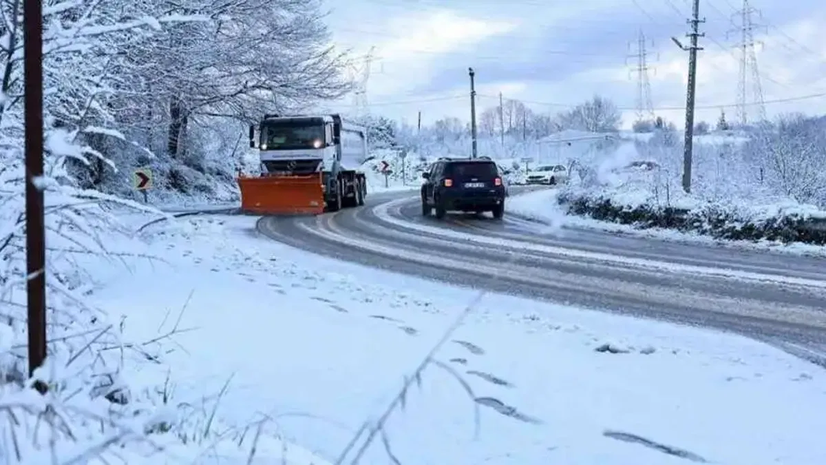 Sakarya'dan kar raporu... Kapalı grup yolu kalmadı