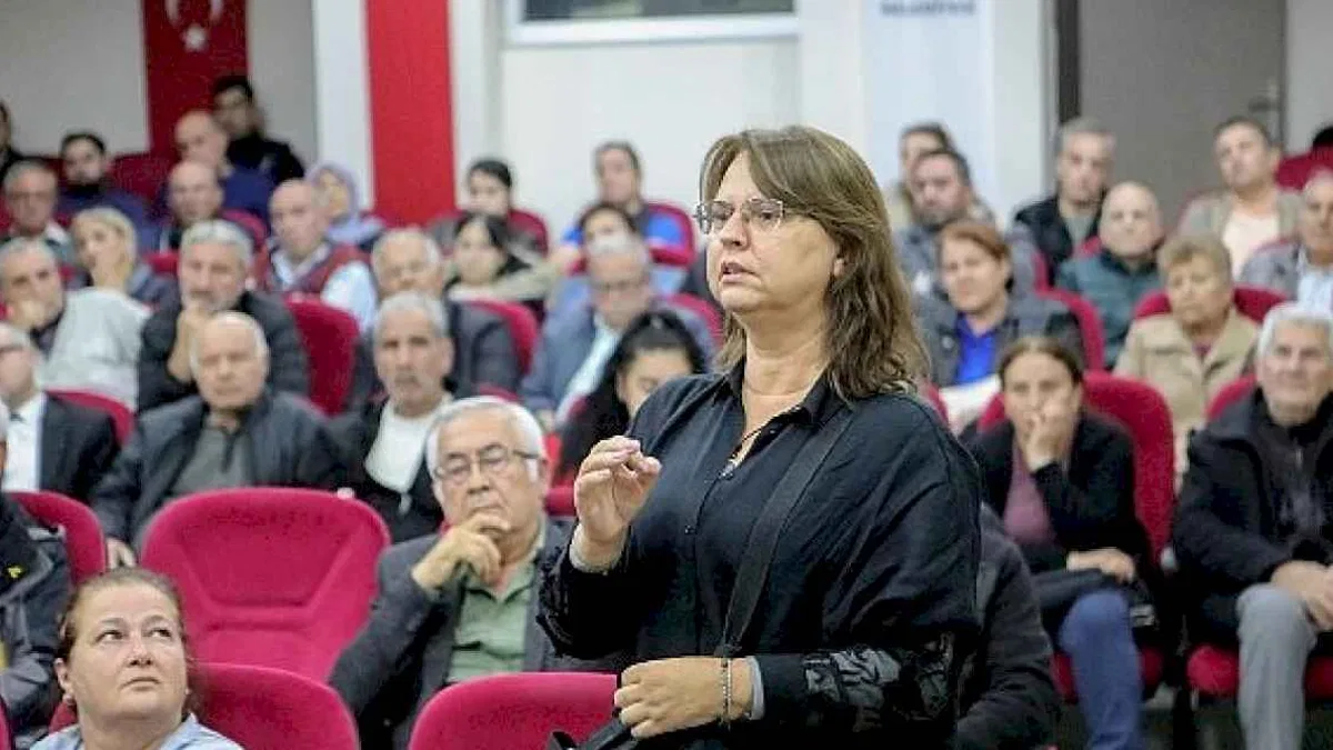 Başkan Önal, depremzedelerle bir araya geldi