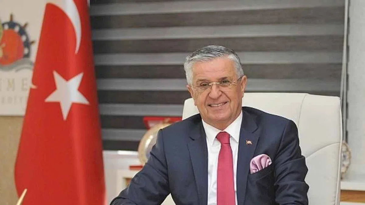 Mavi Bayraklar Kemer'in gururudur
