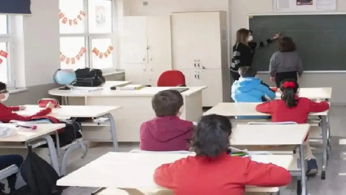 MEB, akran zorbalığını masaya yatırıyor