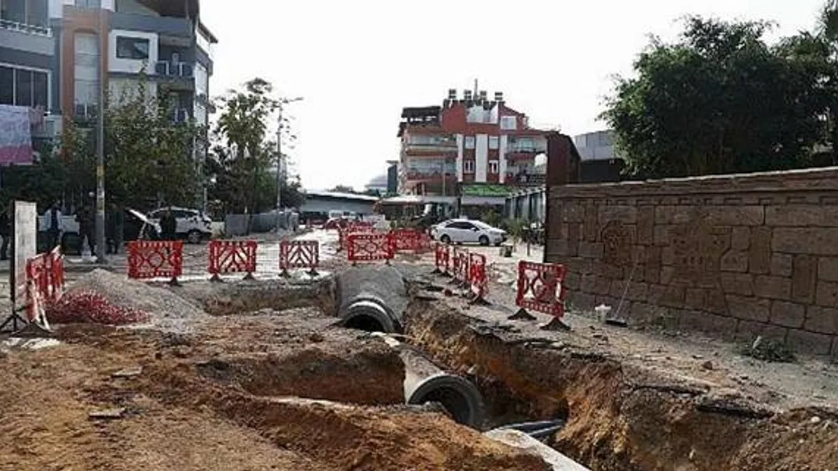 Konyaaltı Pınarbaşı Mahallesi'nin yağmur suyu sorunu çözülüyor