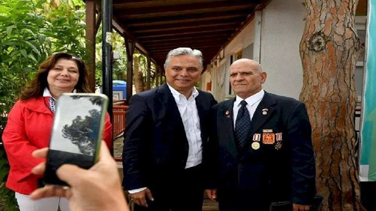 Antalya Muratpaşa'da Başkan Uysal, gazi ve şehit aileleriyle buluştu