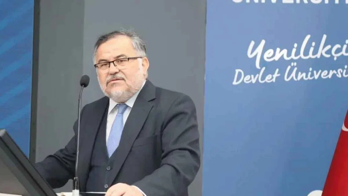 Prof. Dr. Kemikli, Milli Marşımızın şifrelerini BTÜ'de anlattı