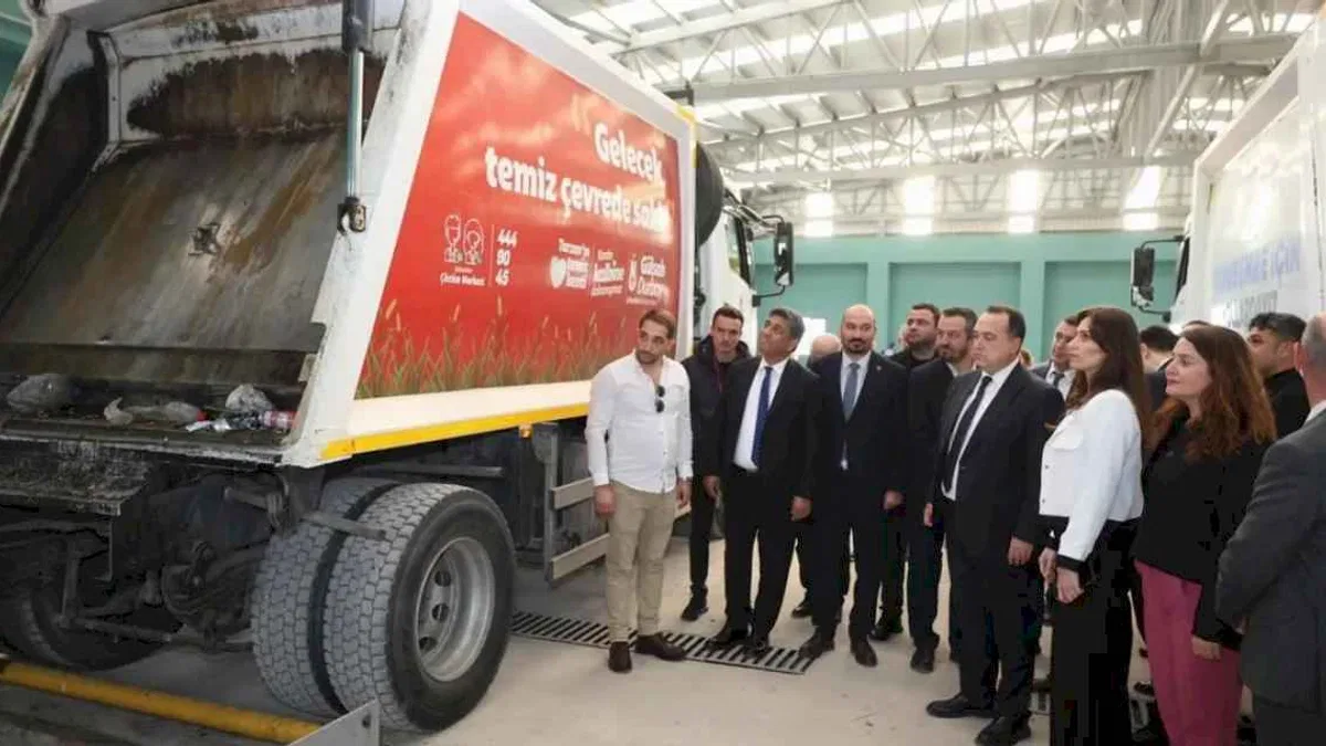Manisa Yunusemre'de katı atıktan ayda 45 bin kilometre tasarruf
