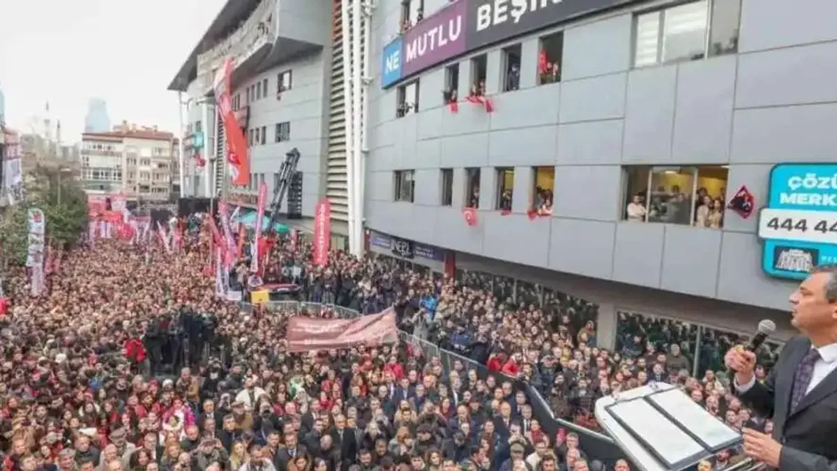 Binler Beşiktaş'ta büyük mitingte! Türk yargısına 'Özel' çağrı!
