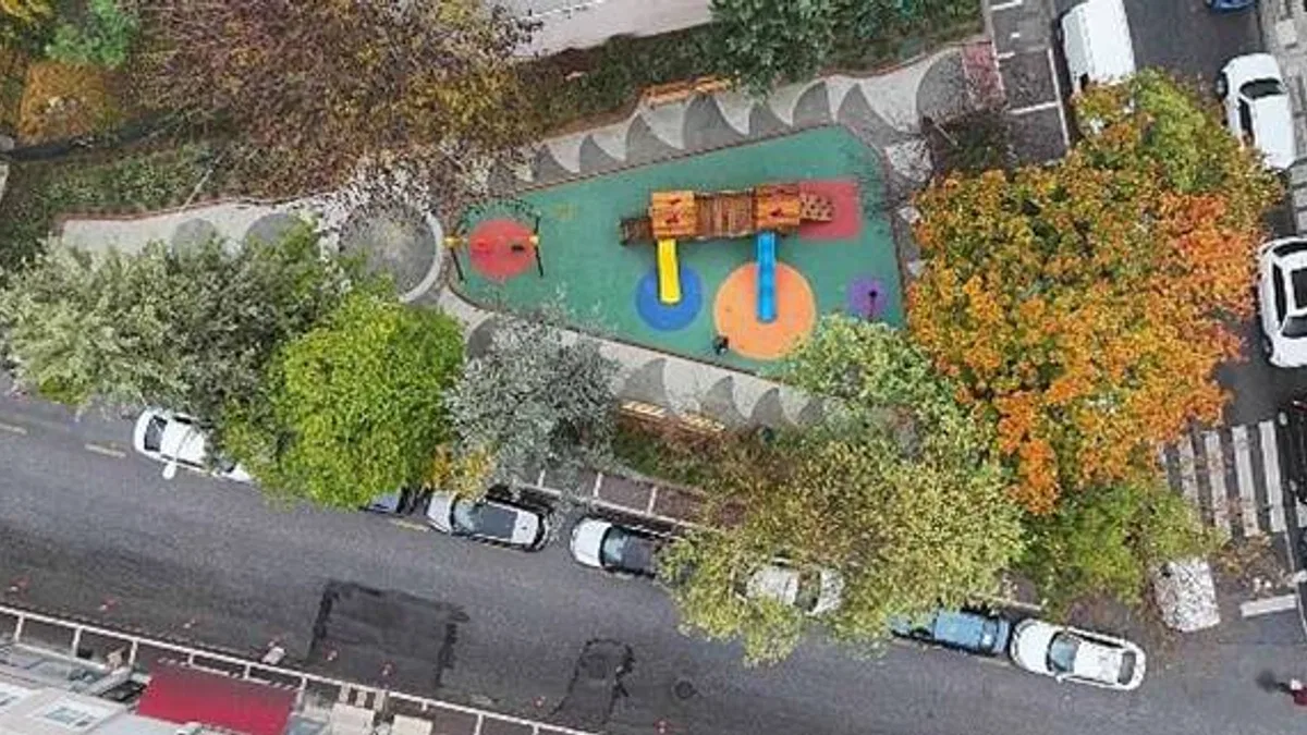 Üsküdar'da Parklar Yeni Yüzüyle Hizmete Açıldı