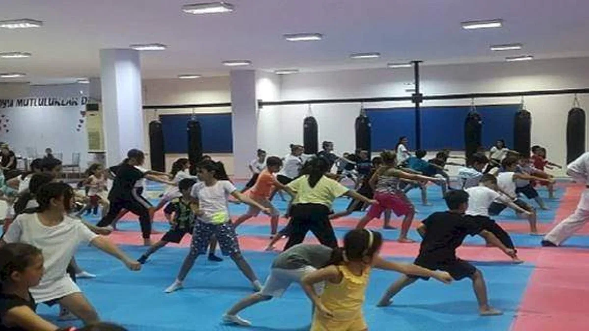 Karate, Kick Boks ve Pilates kursları devam ediyor