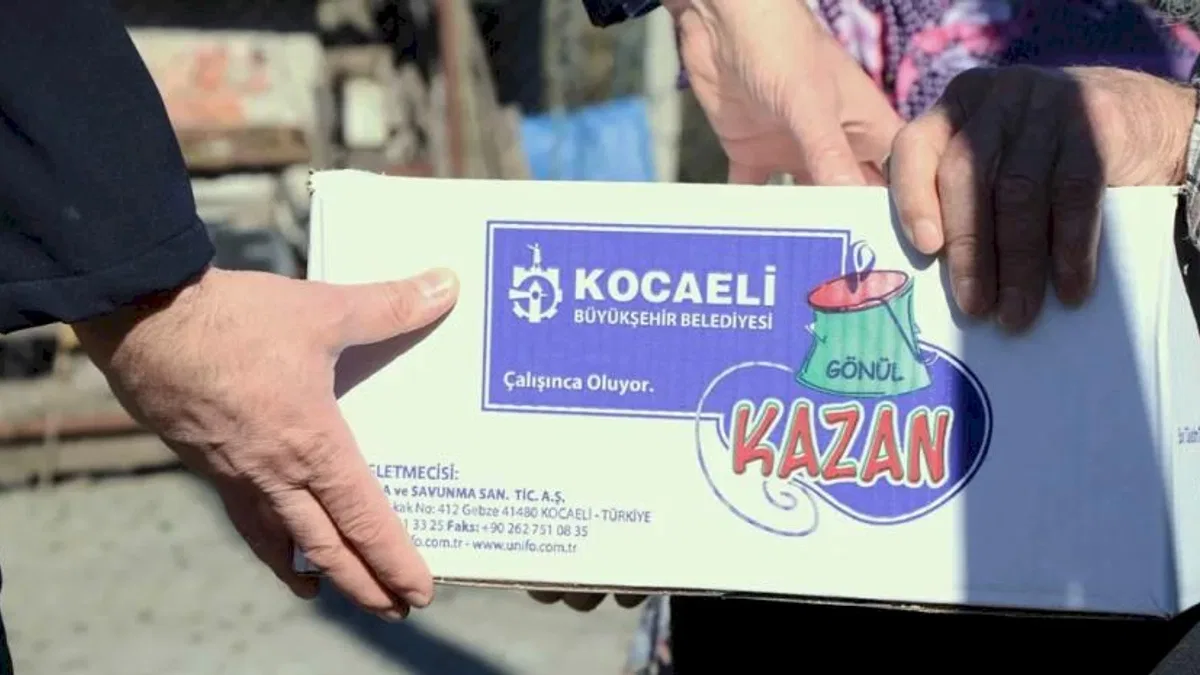 Kocaeli'de 'Gönül Kazan' ile sofralara sıcak yemek