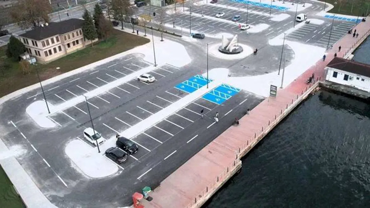 1 Mart Vapur İskelesi Otoparkı nefes aldırdı