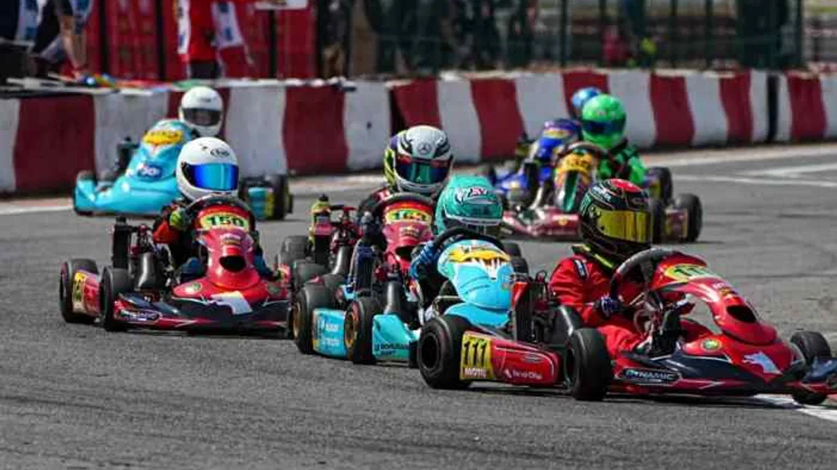 Karting sezon açılışında büyük çekişme