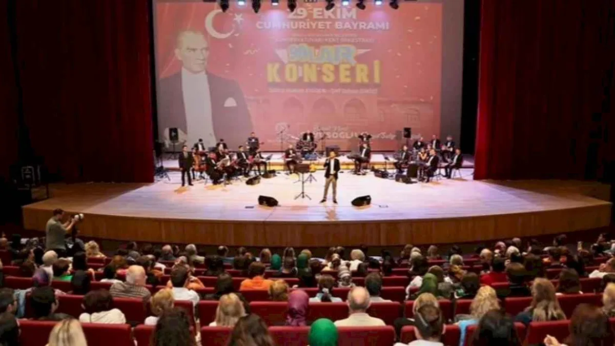 Denizli Büyükşehir’den Cumhuriyet’in 102. yılında nostaljik gece