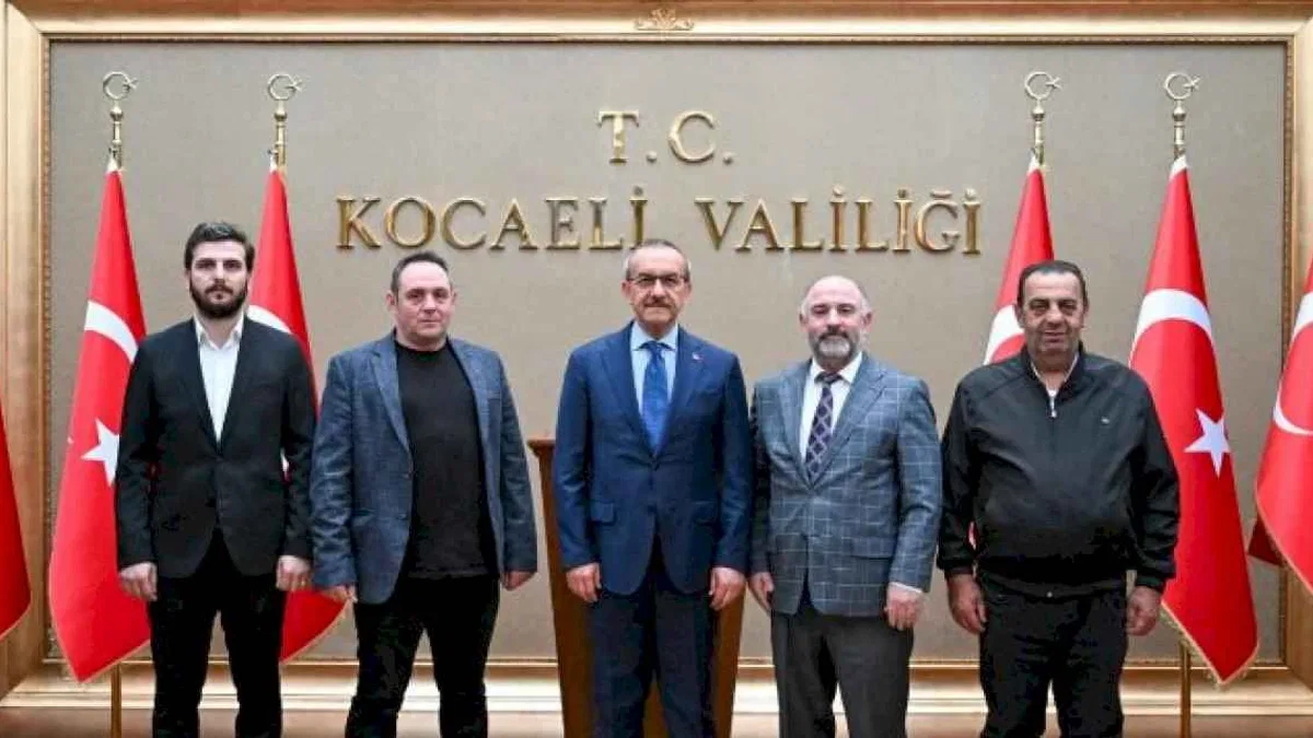 Gebze Trabzonlular Derneği'nden Kocaeli Valisi'ne ziyaret