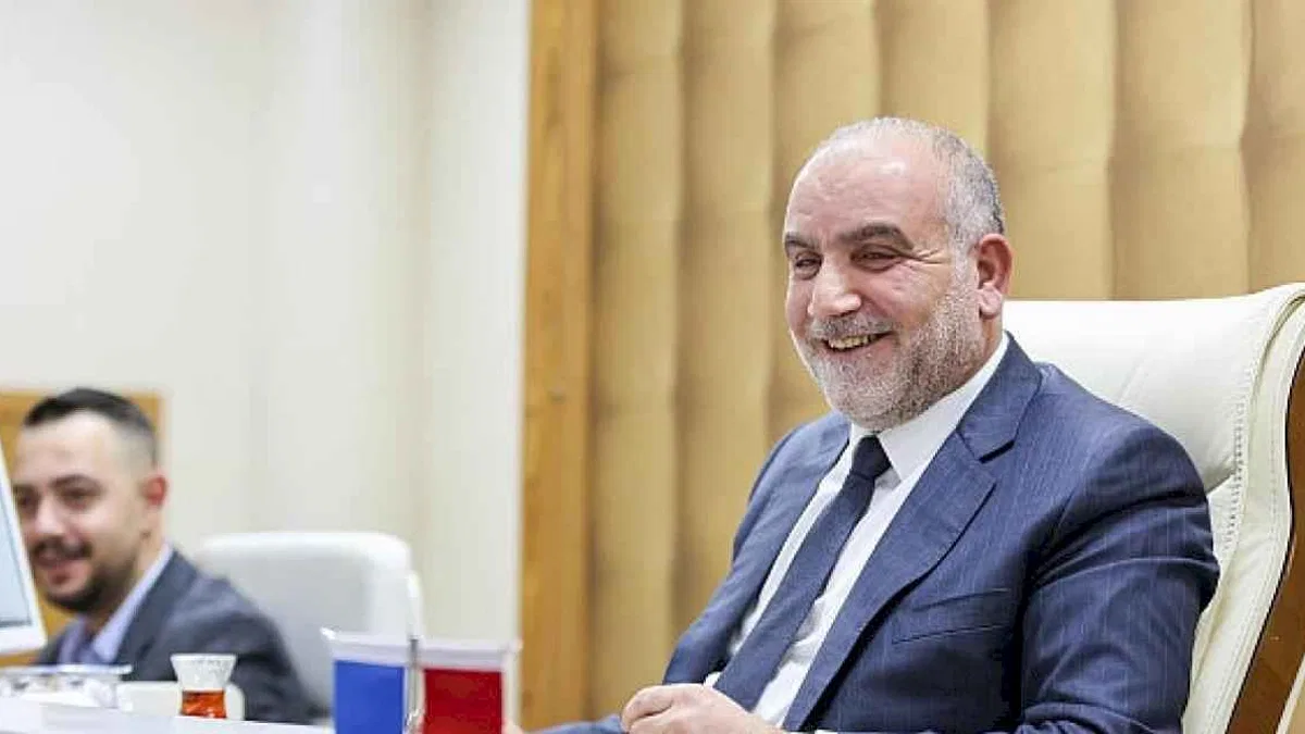Başkan İbrahim Sandıkçı: "2025 yılında da yeni eser ve hizmetleri ilçemize kazandırmaya devam edeceğiz"