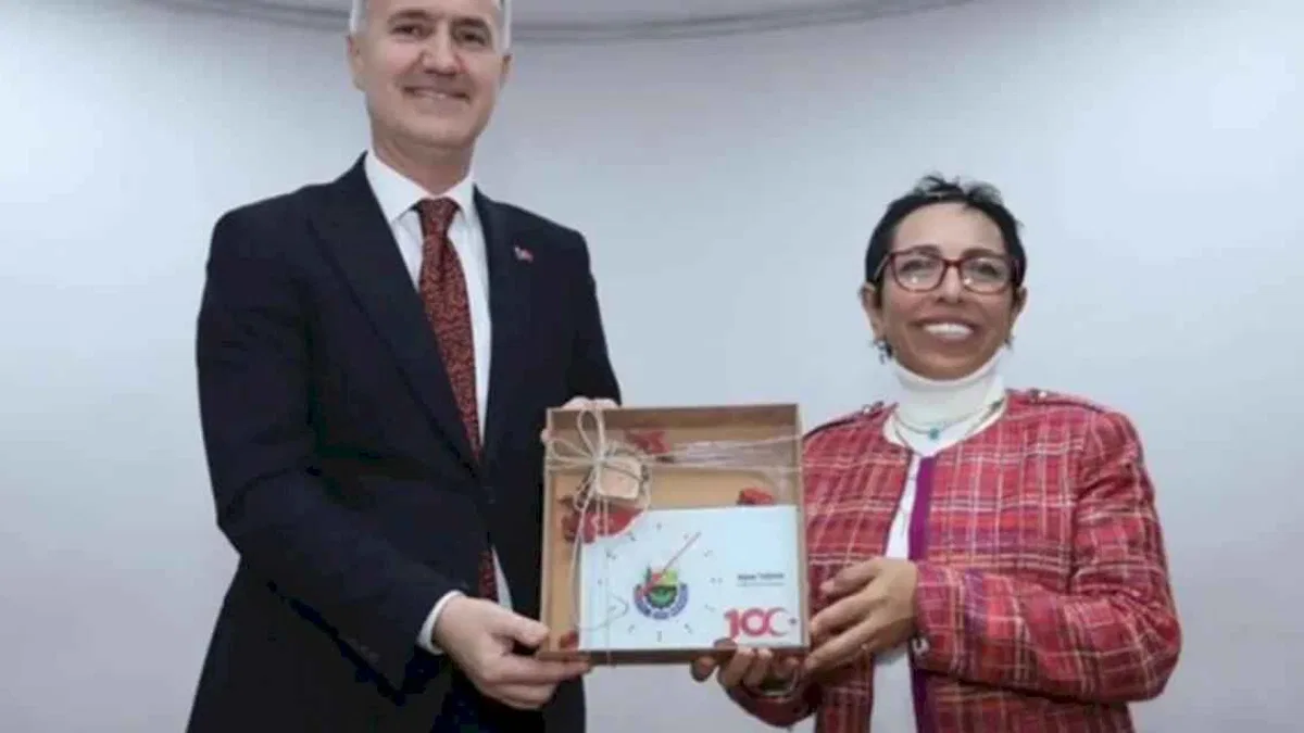 Bursa İnegöl'de bu kez Yunus Emre'den 'genç' baktı