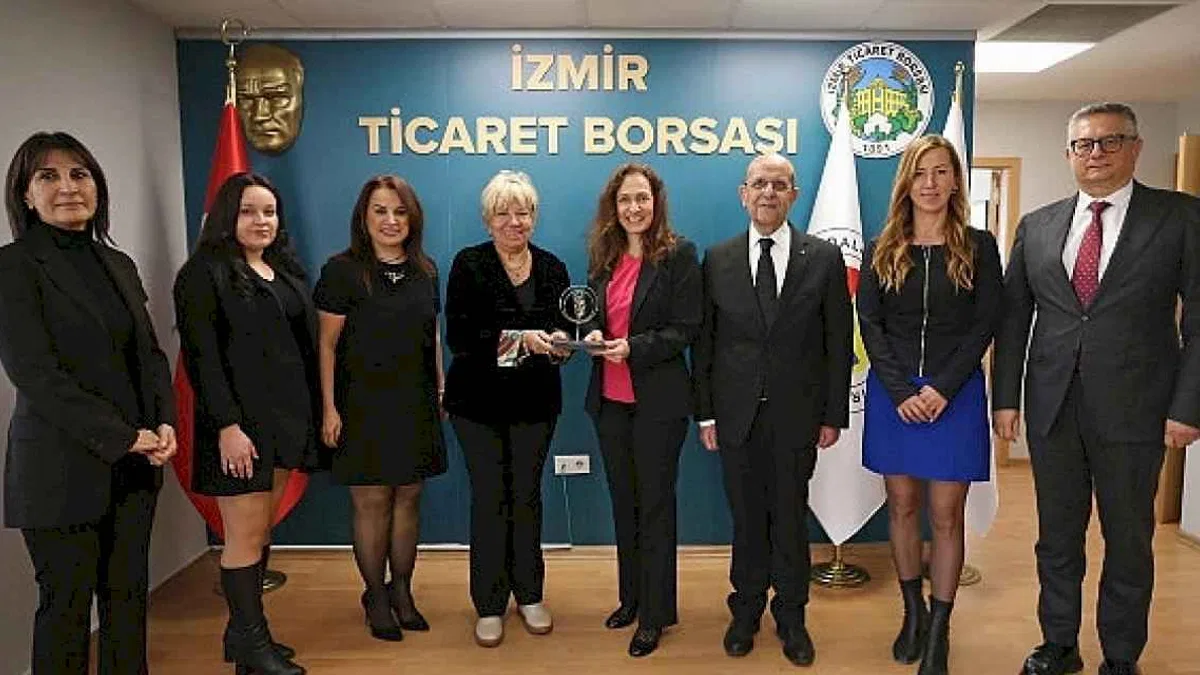 Karşıyaka'nın 'HPV Aşı Kampanyası' büyüyor!