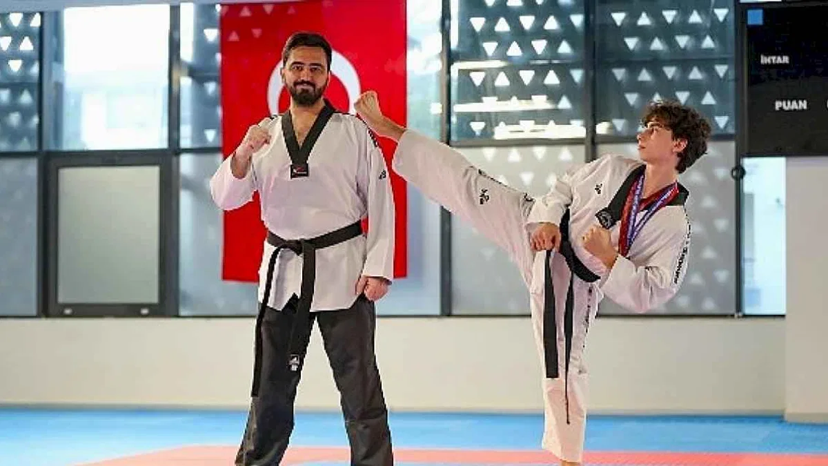AGM Sporcusu Milli Takım Adına Balkan Taekwondo Şampiyonası'nda