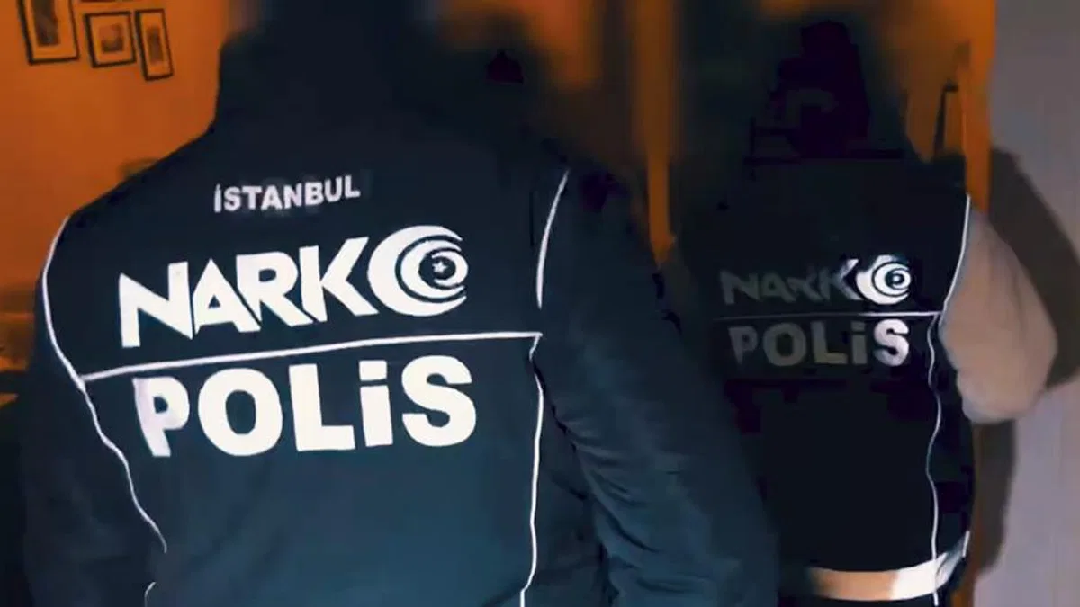 Kanarya adaları açıklarında gemide kokain operasyonu!