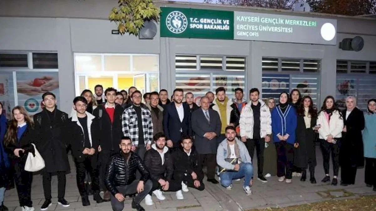 Kayseri Talas'ta Genç Ofis mesaisi