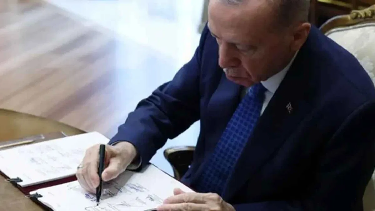 Üç büyük şehirde komuta değişti