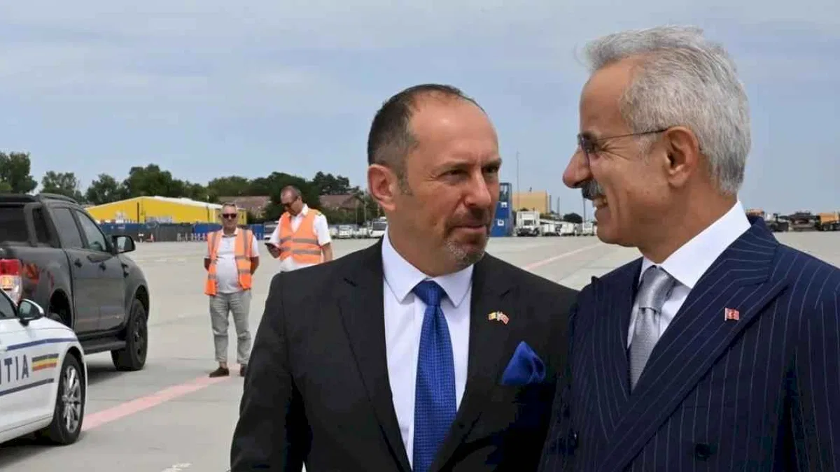 Ulaştırma Bakanı Uraloğlu, Romanya’da resmi temaslarda bulundu
