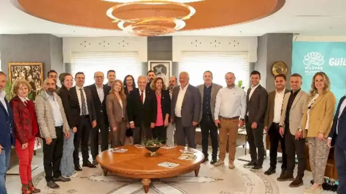 Nilüfer Belediyespor yönetiminden Başkan Özdemir’e ziyaret