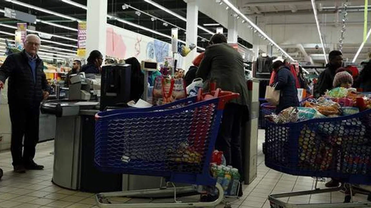 Avro Bölgesi'nde perakende satışlar ekimde geriledi