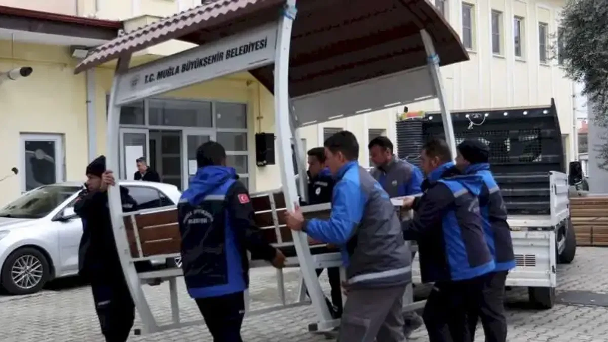 Muğla Büyükşehir’den ilçelere donatı katkısı