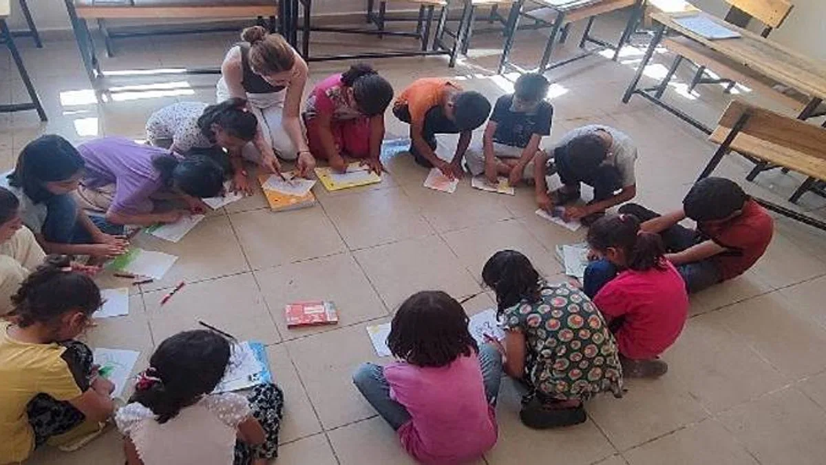 KODA, afetin 6. ayında köyde daha iyi eğitimin altını çiziyor