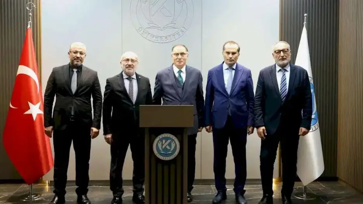 Kayseri Üniversitesi Şeref Malkoç'u ağırladı