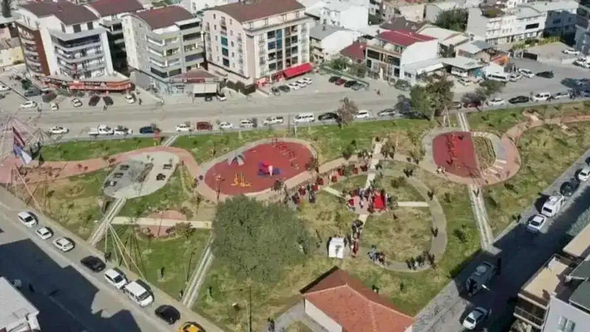 Bursa Hamitler'e İsmet Paşa Parkı