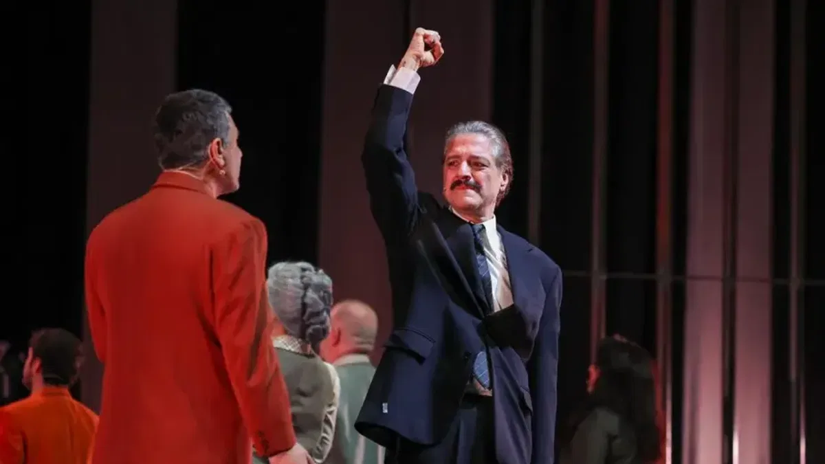 Tarık Akan'ın hayatı Bakırköy'de sahneye taşındı