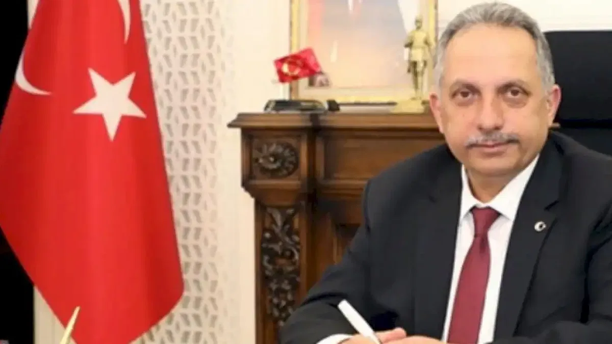 Kayseri'de kütle parsel alıcısını bekliyor
