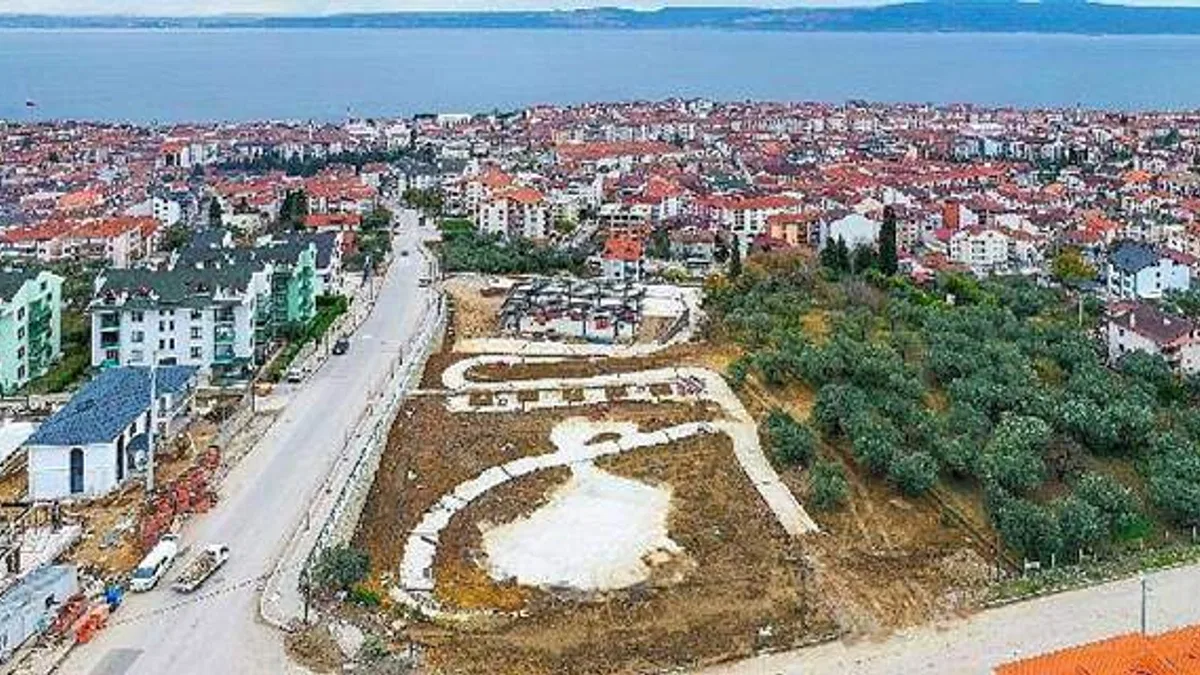 Karamürsel Millet Bahçesi'nin manzarasına doyum olmayacak