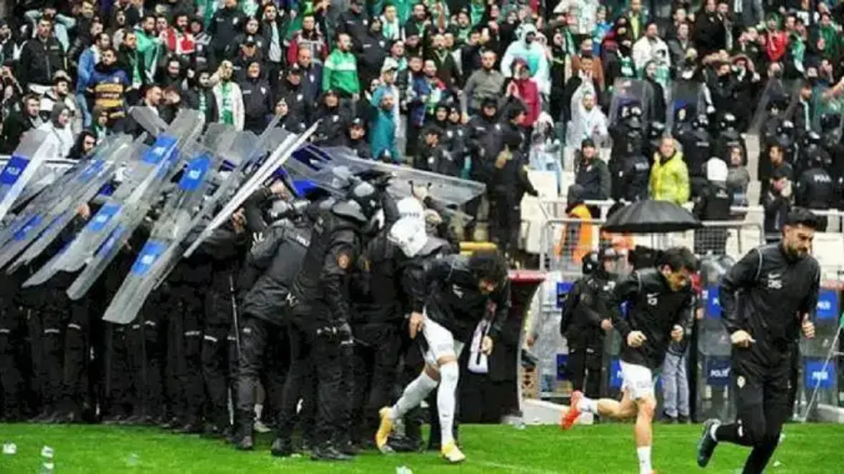 Bursaspor'a flaş ceza!