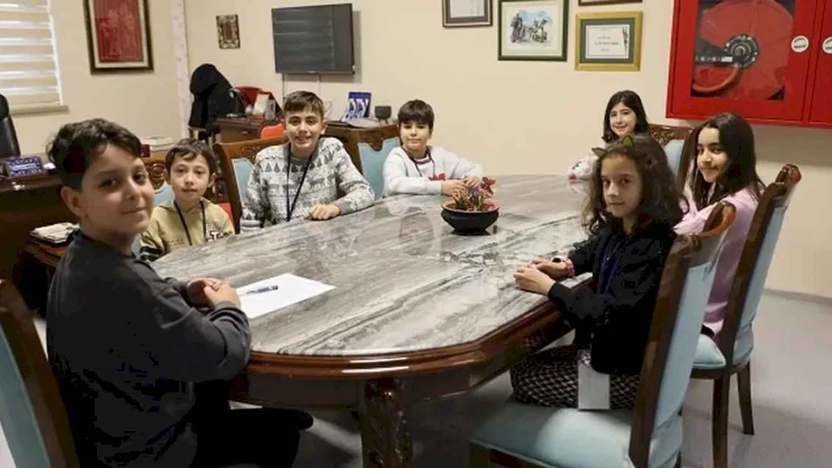 Bursa’da müzeleri bir günlüğüne çocuklar yönetti