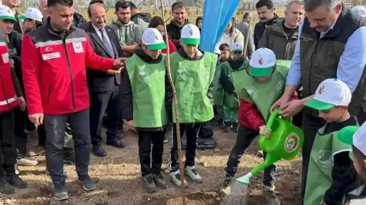 Erzurum’da 'Aile Hatıra Ormanı' kuruldu