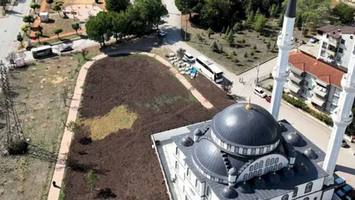 Kocaeli'de Yeşilova Boğaziçi Camii'ne estetik görünüm